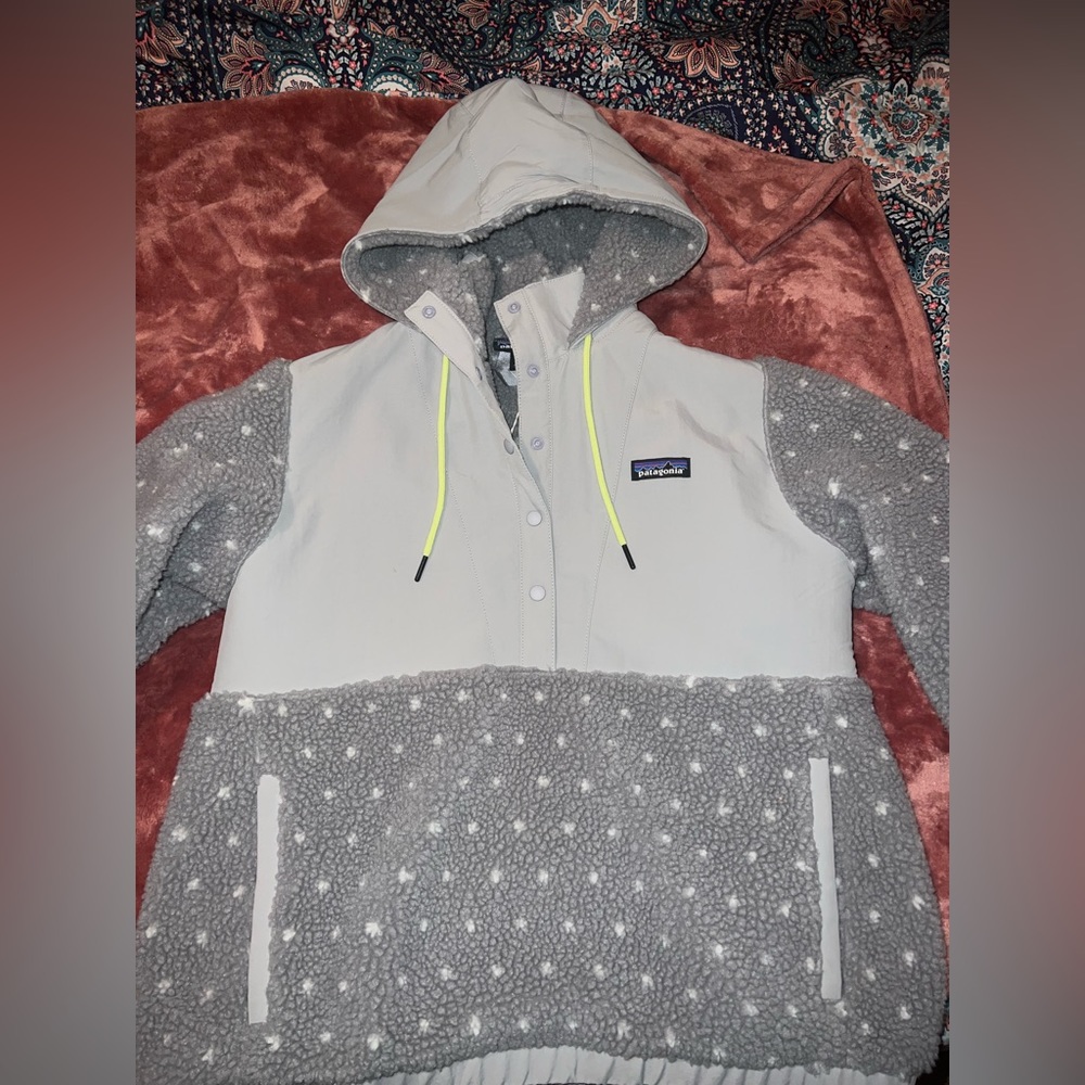 Brand new Patagonia women's jacket